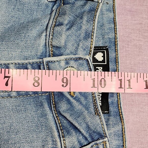 Prettie Baddie distressed raw hem jeans - Picture 7 of 11